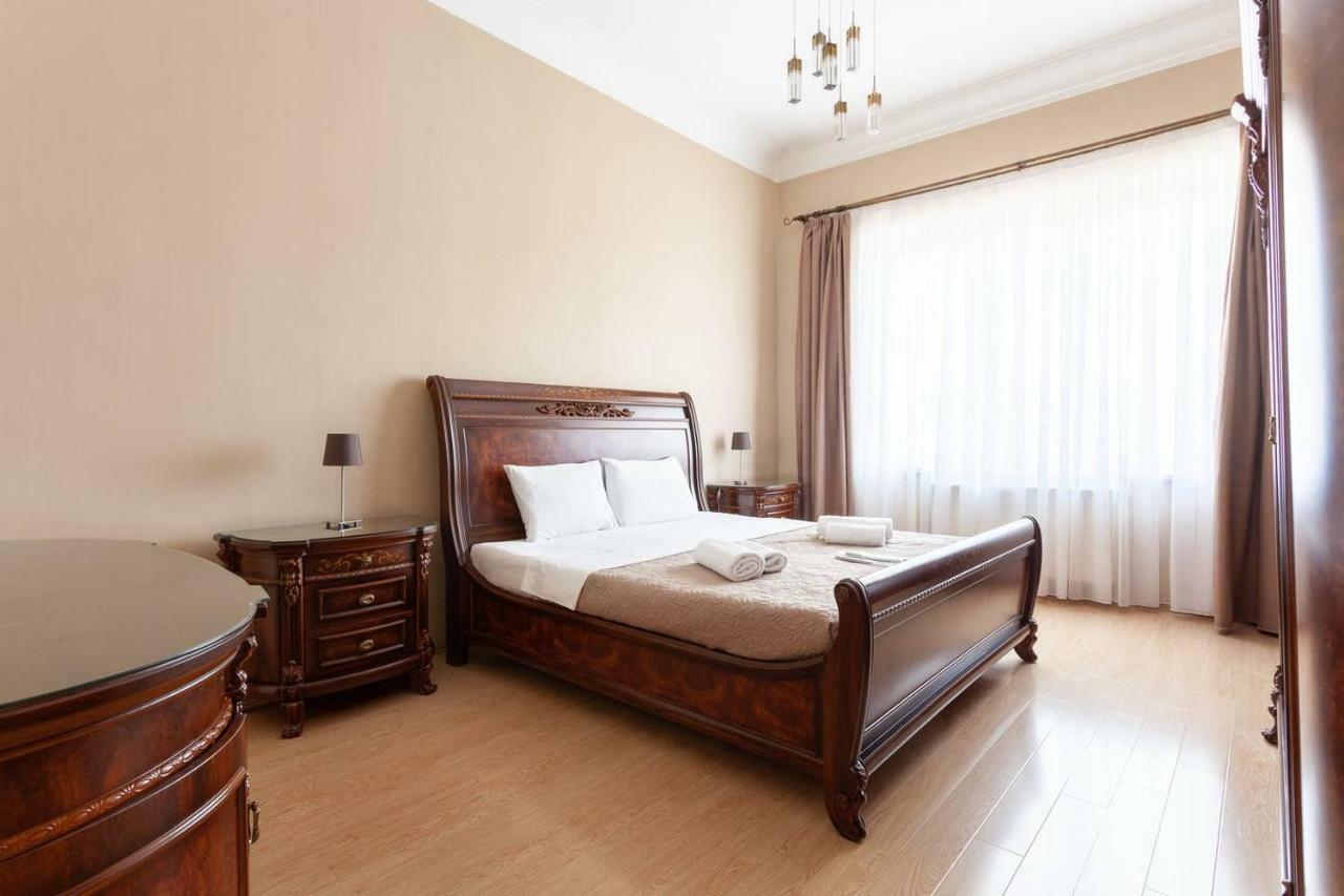 Wehost Apartment On A Colorful Street Tbilisi Luaran gambar