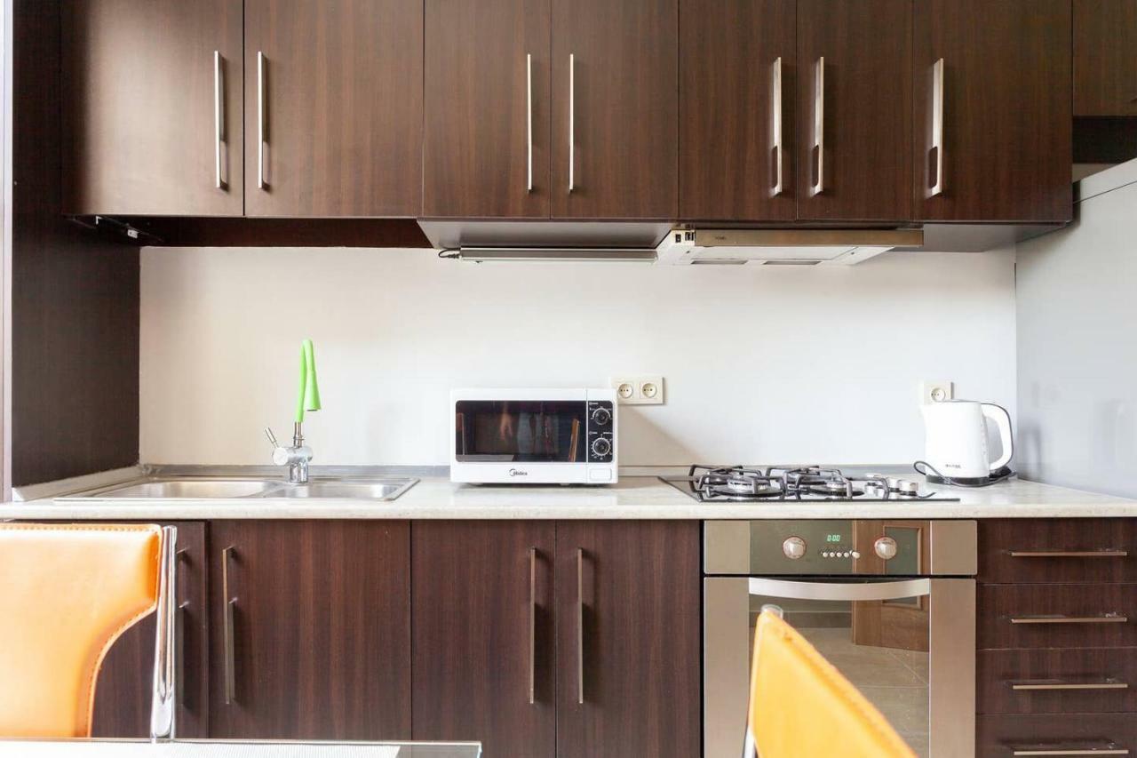 Wehost Apartment On A Colorful Street Tbilisi Luaran gambar
